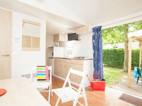 MOBILHOME 6 personnes - CLASSIC 26-2  >10ans - maxi 4 adultes - TV, 2 chambres, environ 26m²