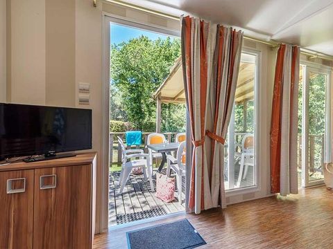 MOBILHOME 5 personnes - CLASSIC 27-2  >10ans - maxi 4 adultes - TV, 2 chambres, environ 27m²