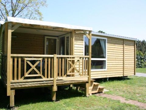 MOBILHOME 6 personnes - CLASSIC 28-2  >10ans - maxi 4 adultes - TV, 2 chambres, environ 28m²