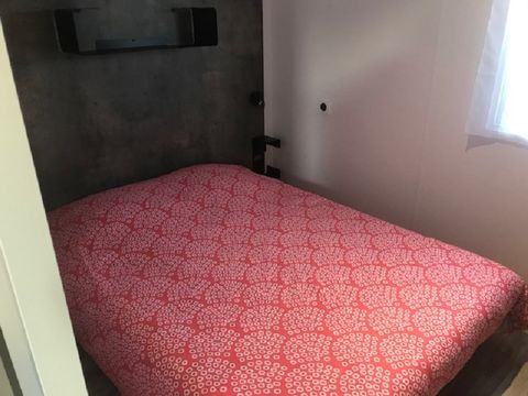 MOBILHOME 4 personnes - Mobil-home Confort VENUS 22m² - 2 chambres + terrasse semi couverte 9m²