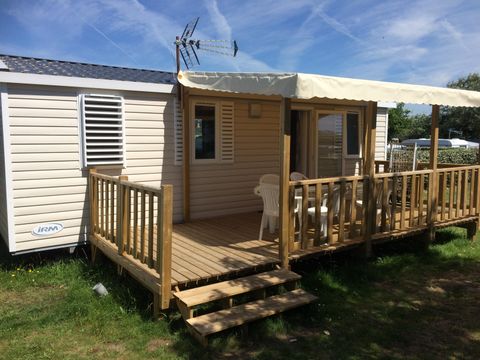MOBILHOME 6 personnes - Mobil-home Confort TITANIA 30m² - 3 chambres + terrasse semi-couverte 15m²