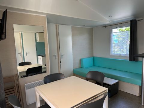 MOBILHOME 6 personnes - Mobil-home Confort TITANIA 30m² - 3 chambres + terrasse semi-couverte 15m²