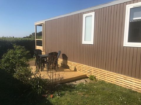 MOBILHOME 4 personnes - Mobil home Premium LIVING 35m² - 2 chambres + terrasse couverte
