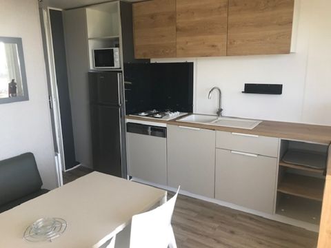 MOBILHOME 4 personnes - Mobil home Premium LIVING 35m² - 2 chambres + terrasse couverte