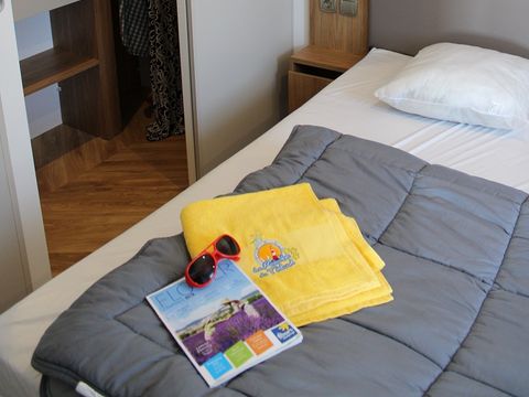 MOBILHOME 4 personnes - Mobil home Premium HORIZON 40m² - 2 chambres + terrasse semi-couverte 15m²  - Vue mer