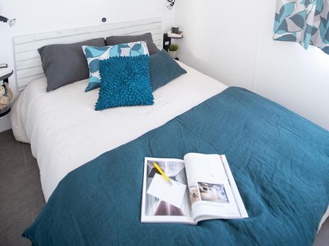 MOBILHOME 8 personnes - Mobil Home QUATTRO Confort - 4 chambres + 2 salles d'eau