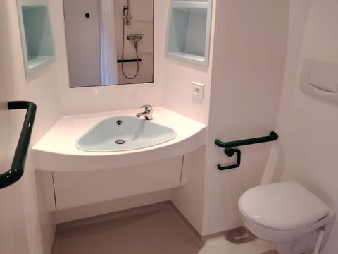 MOBILHOME 3 personnes - Classique 2 chambres - adapté personne à mobilité réduite