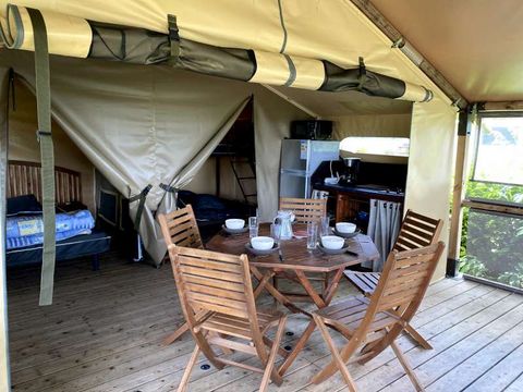 Tente en toile et en bois 4 personnes - Lac abane, sans sanitaire