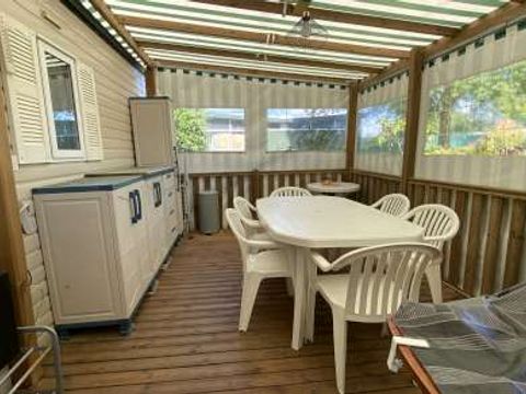 MOBILHOME 8 personnes - Mobil home 6/8 pers DELUXE (4 adultes et 4 enfants)