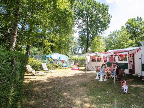 Emplacement - Forfait Duo : 1 voiture + tente, caravane ou camping-car