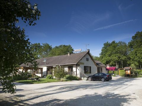 Emplacement - Forfait Duo : 1 voiture + tente, caravane ou camping-car
