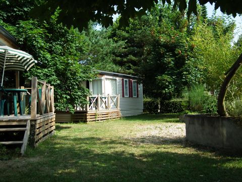 Mobilhome 5 personnes - Standard 29m² - 2 chambres - Terrasse 12m² - TV - Climatisation