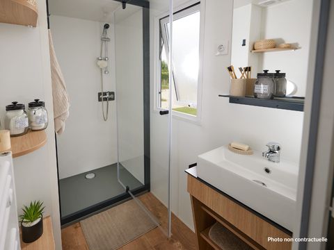 Mobilhome 6 personnes - NEW - Home Flower Premium 35 m² - 3 chambres - + terrasse semi-couverte 18m² - Lave-vaisselle - TV - Plancha
