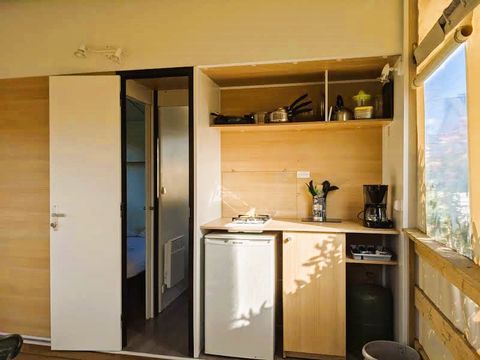 Tente en toile et en bois 4 personnes - LODGE (sans sanitaires)