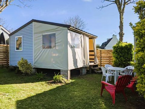 Tente en toile et en bois 4 personnes - LODGE (sans sanitaires)