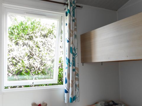 Tente en toile et en bois 4 personnes - LODGE (sans sanitaires)