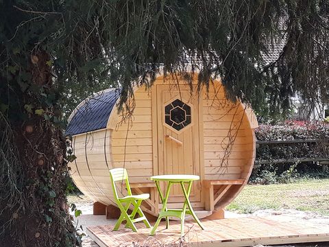 Hébergement 2 personnes - BARREL (sans sanitaires, sans cuisine)