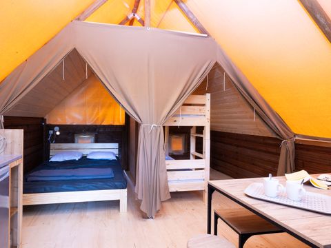 TENTE TOILE ET BOIS 4 personnes - Lodge Toilé Perché L'ORME