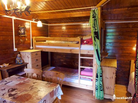 BUNGALOW 4 personnes - Cabane Trappeurs Famille