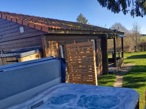CHALET 4 personnes - Chalet JACUZZI privatif Perce Neige - 2 chambres -