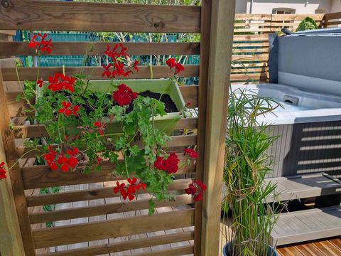 CHALET 4 personnes - Chalet JACUZZI privatif Perce Neige - 2 chambres -