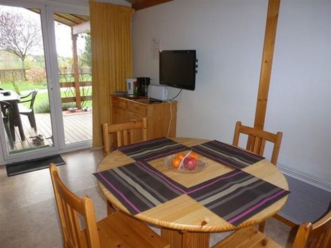 Chalet 5 personnes - JONQUILLE - 2 chambres - Terrasse couverte