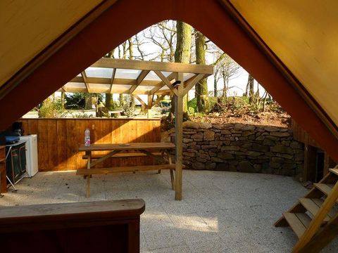 HÉBERGEMENT INSOLITE 4 personnes - Cabane Trek