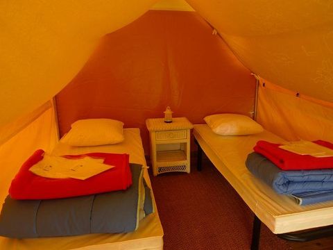 HÉBERGEMENT INSOLITE 4 personnes - Cabane Trek