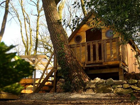 HÉBERGEMENT INSOLITE 4 personnes - Cabane Trek