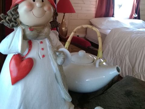 Hébergement 2 personnes - LA CABANE DES FEES MELISSANDRE INSOLITE 2pers 25m2