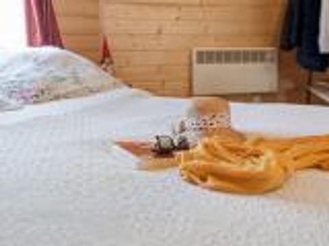 HÉBERGEMENT INSOLITE 2 personnes - LA CABANE DES FEES MELISSANDRE INSOLITE 2pers 25m2