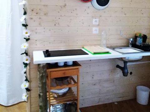 Hébergement 2 personnes - LA CABANE DES FEES MELISSANDRE INSOLITE 2pers 25m2