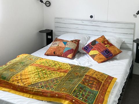 Mobilhome 4 personnes - MORGANE ANA CASSANDRE Mobil-home Confort 31m² - 2 chambres sur parcelle >100m2