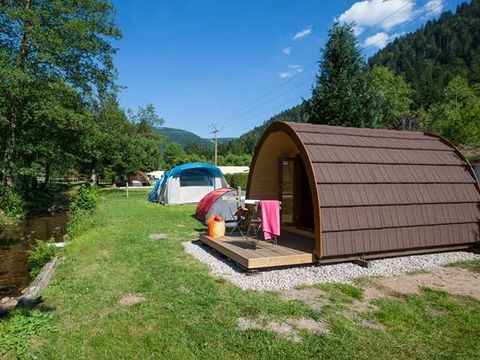 HÉBERGEMENT INSOLITE 2 personnes - ECO POD + terrasse (sans sanitaires)