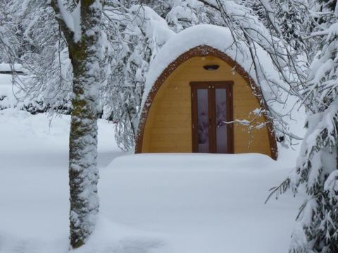HÉBERGEMENT INSOLITE 2 personnes - ECO POD + terrasse (sans sanitaires)