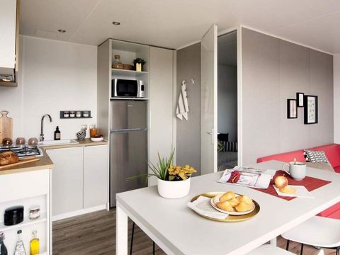 MOBILHOME 4 personnes - CONFORT (2 Chambres)