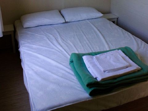 Mobilhome 4 personnes - Classique 2 chambres 4 samedi