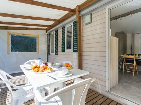 Mobilhome 4 personnes - Classique 2 chambres 4 samedi
