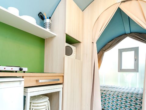 BUNGALOW TOILÉ 4 personnes - Coco Sweet 17 m2 - 2 chambres avec terrasse couverte / sans sanitaire