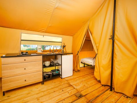 Tente en toile et en bois 4 personnes - Tente Lodge 10 + 20 m² - 2 chambres / sans sanitaires