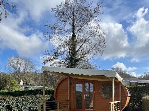 HÉBERGEMENT INSOLITE 3 personnes - Cabane hobbit