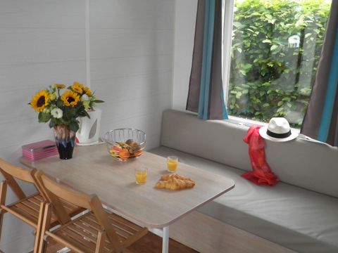 MOBILHOME 4 personnes - Standard 25m² - 2 chambres + terrasse non-couverte