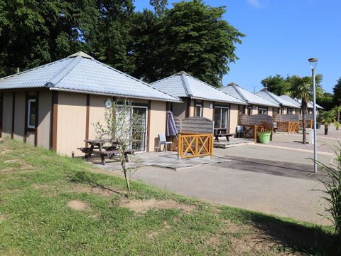 MOBILHOME 4 personnes - Chalet Standard 35m² - 2 chambres + terrasse non-couverte - PMR