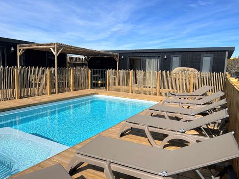 MOBILHOME 8 personnes - NEW// Villa de la Rance Prestige 60m² - 4 chambres - 3 SDB - Piscine - Terrasse couverte - SPA