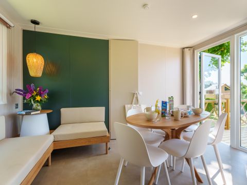 MOBILHOME 6 personnes - NEW// Villa de la Rance Prestige 40m² - 3 chambres - 2 salles de bain - SPA - Terrasse couverte