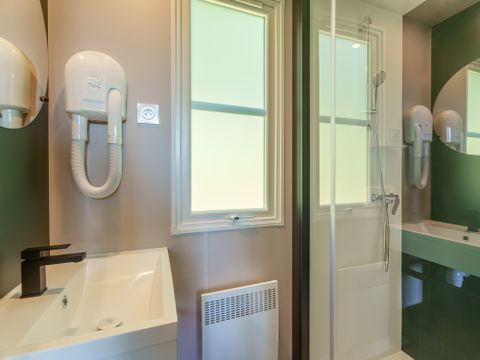 MOBILHOME 6 personnes - NEW// Villa de la Rance Prestige 40m² - 3 chambres - 2 salles de bain - SPA - Terrasse couverte