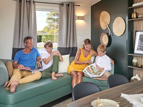 MOBILHOME 4 personnes - NEW// Villa de la Rance Prestige 36m² - 2 chambres - 2 salles de bain - SPA - Terrasse couverte