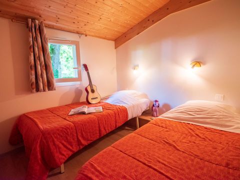 CHALET 6 personnes - CHARLAY