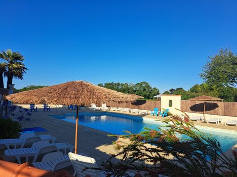 MOBILHOME 6 personnes - CONFORT 3 chambres /Terrasse