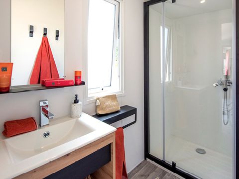 MOBILHOME 6 personnes - PREMIUM 3ch Jacuzzi